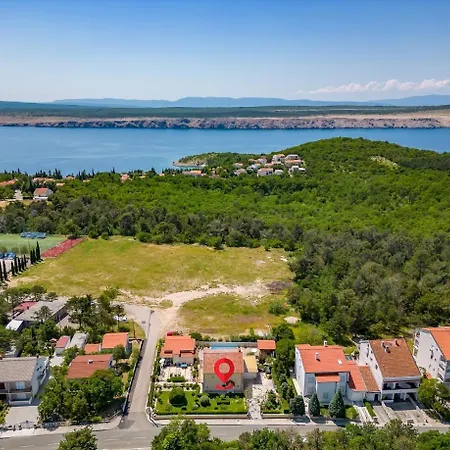 Mary 1425 Villa