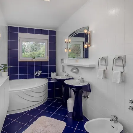 Mary 1425 וילה *