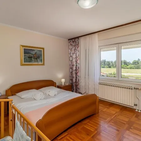 Mary 1425 וילה *