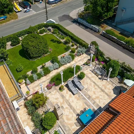 Mary 1425 * יאדראנובו